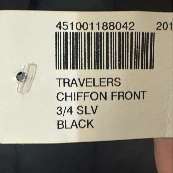 Chico’s Travelers Chiffon Textured Front Top Size XL - Picture 5 of 5